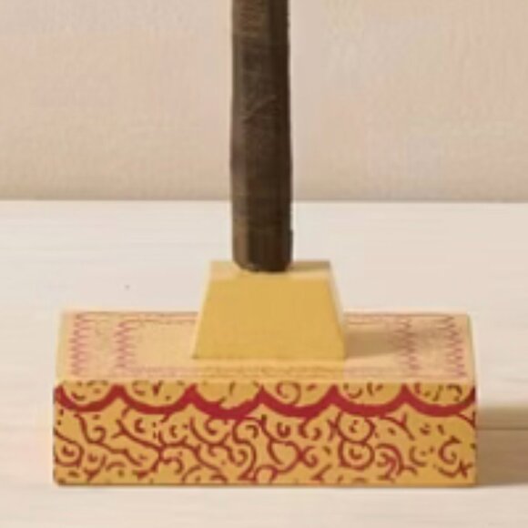 JOHN DERIAN x TARGET KITSCH ARTIFICIAL CHRISTMAS TREE WITH RED BERRIES - Picture 5 of 5